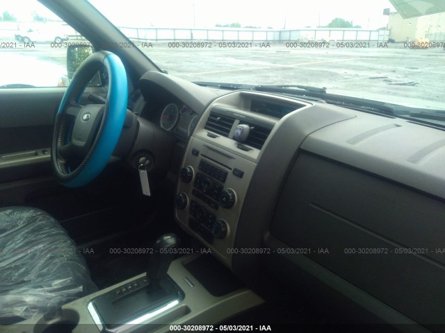 Photo 4 VIN: 1FMCU0D78BKC59637 - FORD ESCAPE 