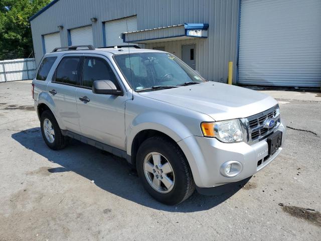 Photo 3 VIN: 1FMCU0D78CKB60740 - FORD ESCAPE XLT 