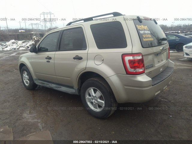 Photo 2 VIN: 1FMCU0D78CKC51250 - FORD ESCAPE 