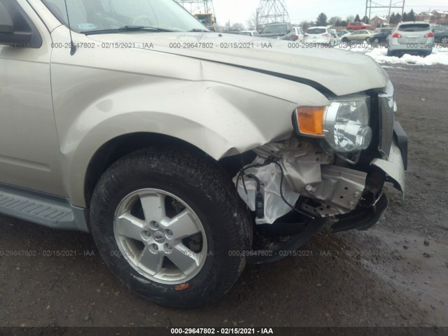 Photo 5 VIN: 1FMCU0D78CKC51250 - FORD ESCAPE 