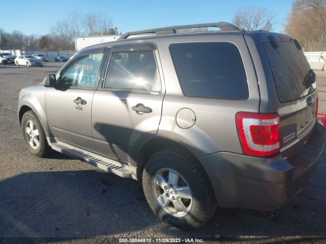 Photo 2 VIN: 1FMCU0D79AK514353 - FORD ESCAPE 