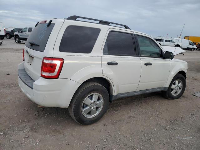 Photo 2 VIN: 1FMCU0D79AKA86239 - FORD ESCAPE XLT 