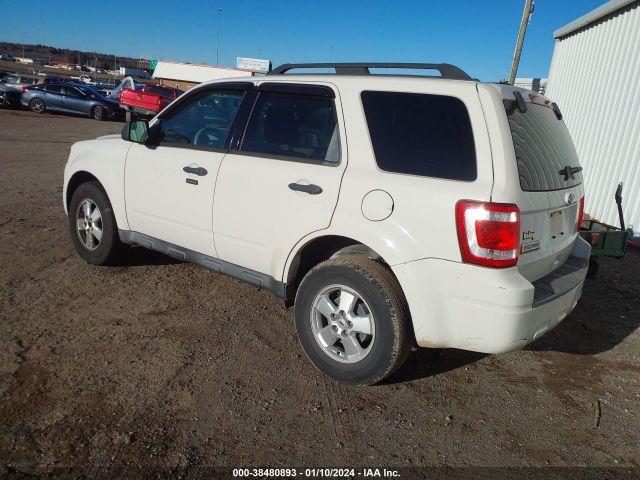 Photo 2 VIN: 1FMCU0D79AKB28988 - FORD ESCAPE 