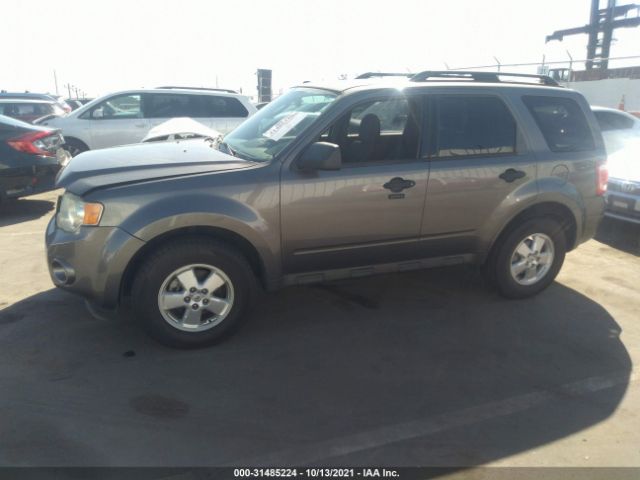 Photo 1 VIN: 1FMCU0D79AKC72265 - FORD ESCAPE 