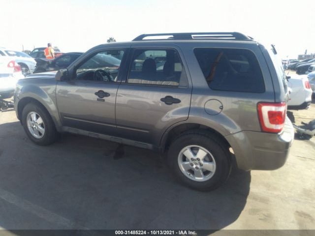 Photo 2 VIN: 1FMCU0D79AKC72265 - FORD ESCAPE 