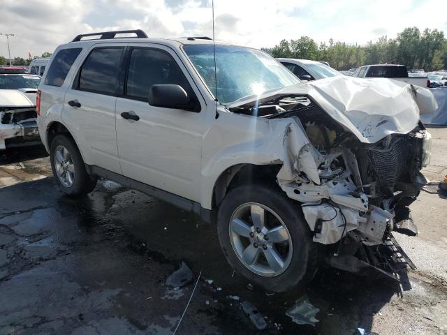 Photo 3 VIN: 1FMCU0D79BKA80961 - FORD ESCAPE XLT 