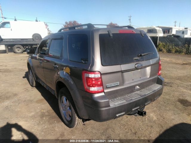 Photo 2 VIN: 1FMCU0D79BKC41793 - FORD ESCAPE 