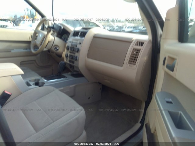 Photo 4 VIN: 1FMCU0D79CKB58222 - FORD ESCAPE 