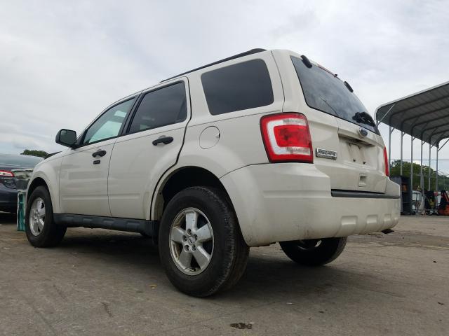 Photo 2 VIN: 1FMCU0D7XAKB56539 - FORD ESCAPE XLT 