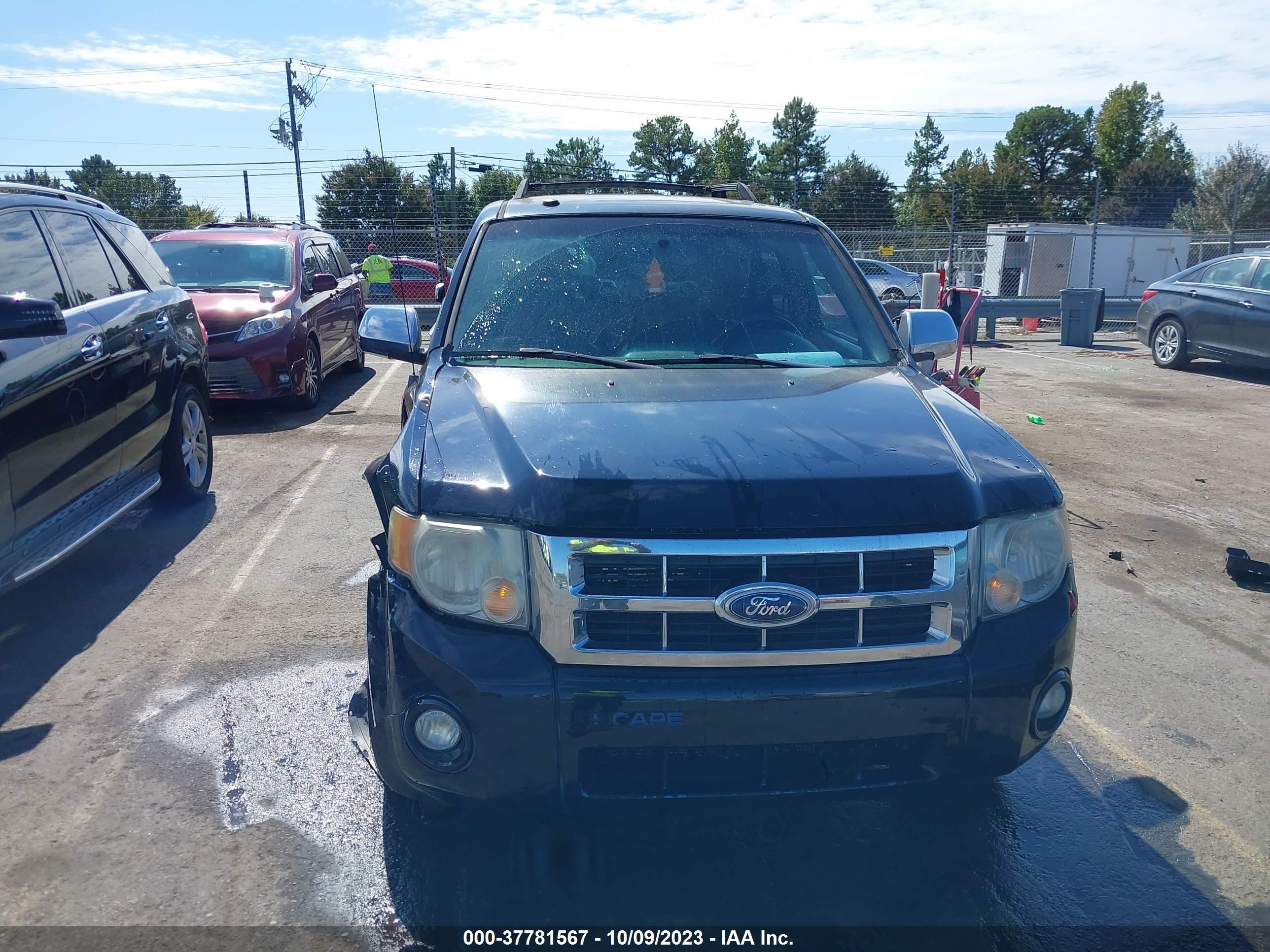 Photo 11 VIN: 1FMCU0D7XAKC31076 - FORD ESCAPE 