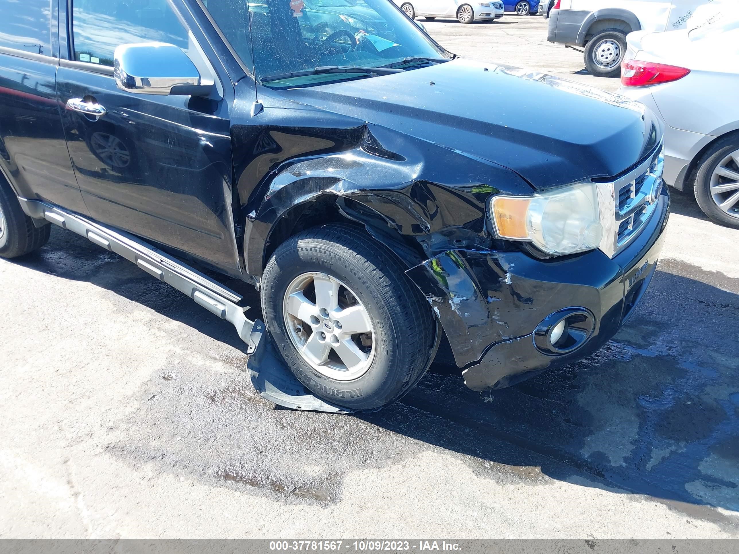 Photo 5 VIN: 1FMCU0D7XAKC31076 - FORD ESCAPE 