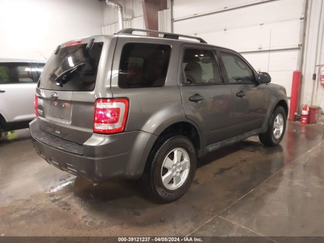 Photo 3 VIN: 1FMCU0D7XAKC49206 - FORD ESCAPE 