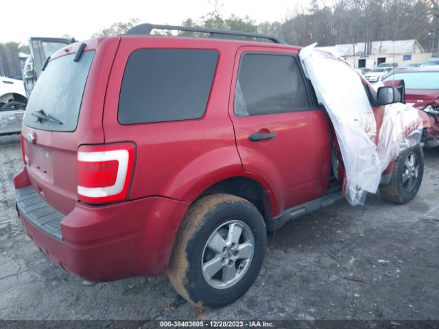 Photo 3 VIN: 1FMCU0D7XAKD12403 - FORD ESCAPE 