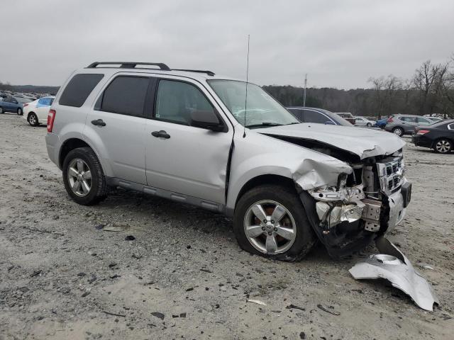 Photo 3 VIN: 1FMCU0D7XBKA72254 - FORD ESCAPE XLT 