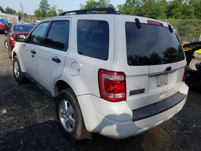 Photo 2 VIN: 1FMCU0D7XBKC40281 - FORD ESCAPE XLT 