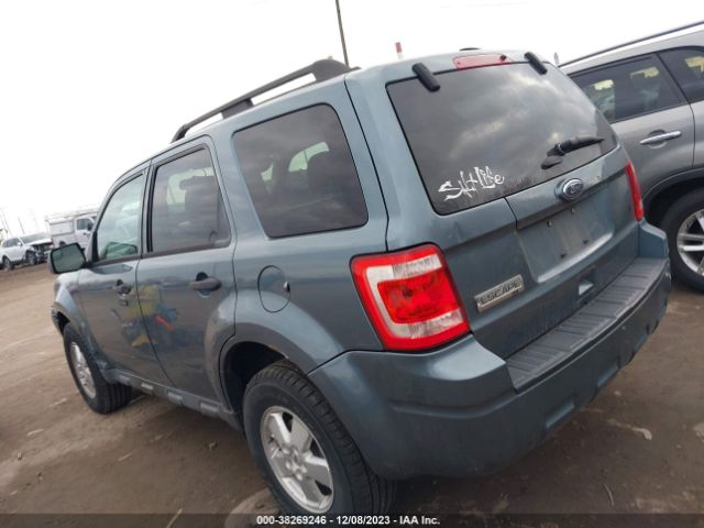 Photo 2 VIN: 1FMCU0D7XCKA27171 - FORD ESCAPE 