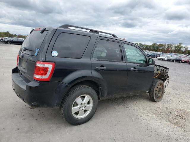 Photo 2 VIN: 1FMCU0D7XCKA89119 - FORD ESCAPE XLT 