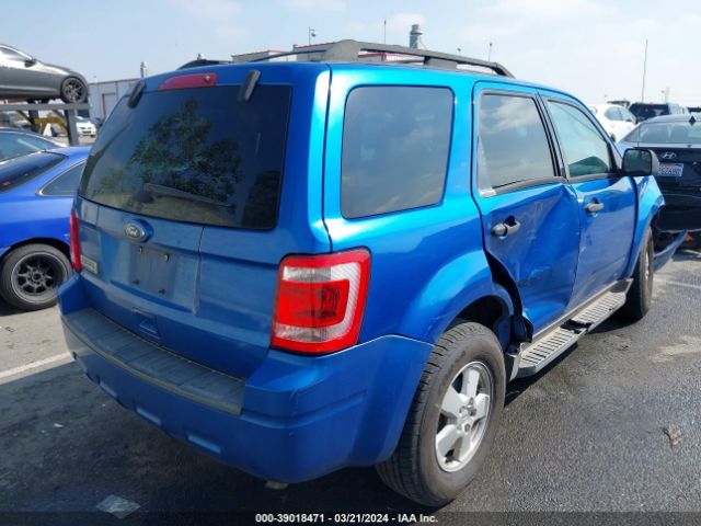 Photo 3 VIN: 1FMCU0D7XCKB05660 - FORD ESCAPE 