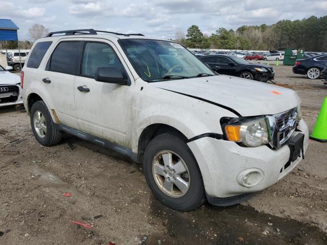 Photo 3 VIN: 1FMCU0D7XCKB78172 - FORD ESCAPE XLT 