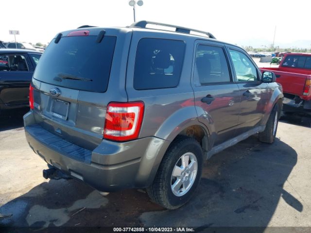 Photo 3 VIN: 1FMCU0D7XCKB91892 - FORD ESCAPE 