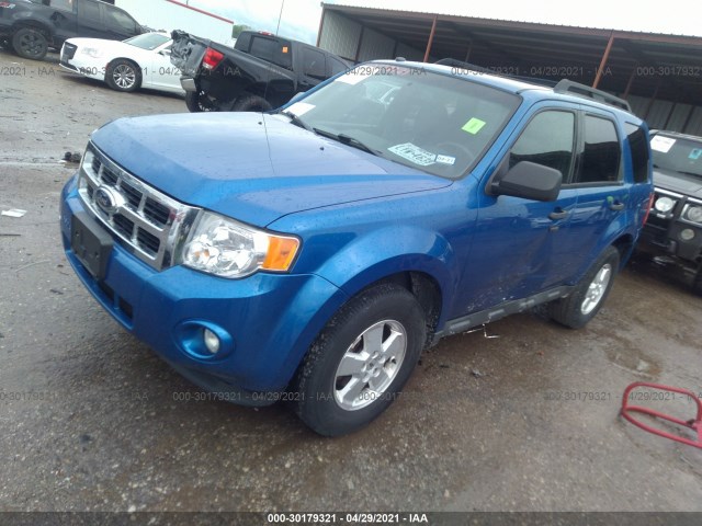 Photo 1 VIN: 1FMCU0D7XCKC06360 - FORD ESCAPE 