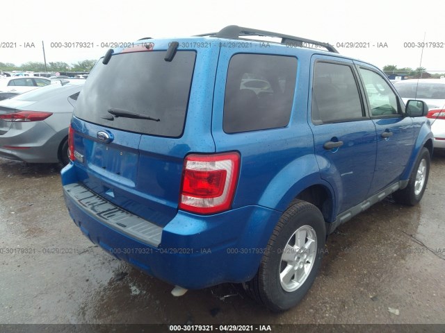 Photo 3 VIN: 1FMCU0D7XCKC06360 - FORD ESCAPE 