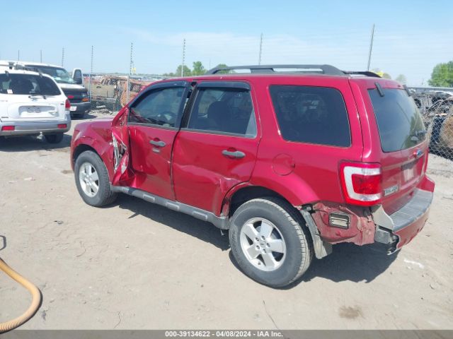 Photo 2 VIN: 1FMCU0D7XCKC42890 - FORD ESCAPE 