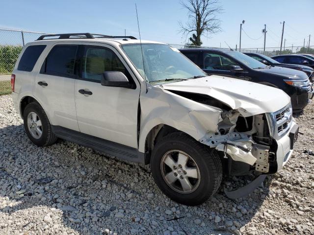 Photo 3 VIN: 1FMCU0D7XCKC67417 - FORD ESCAPE XLT 