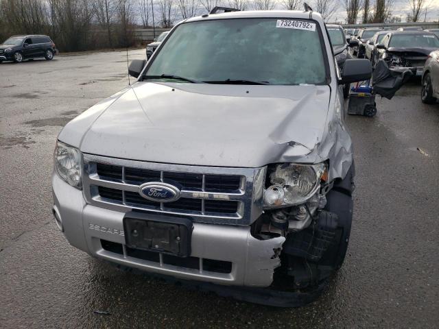 Photo 4 VIN: 1FMCU0D7XCKC68129 - FORD ESCAPE XLT 