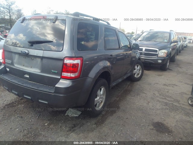 Photo 3 VIN: 1FMCU0DG0AKA03586 - FORD ESCAPE 