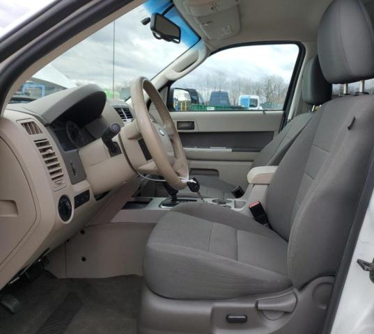 Photo 6 VIN: 1FMCU0DG0AKA68695 - FORD ESCAPE 