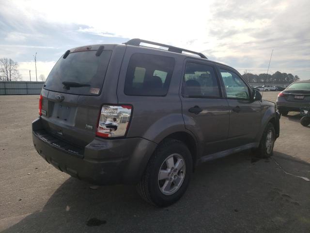 Photo 2 VIN: 1FMCU0DG0AKB78193 - FORD ESCAPE XLT 