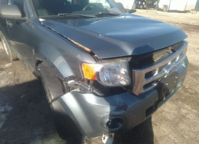 Photo 5 VIN: 1FMCU0DG0AKC27490 - FORD ESCAPE 