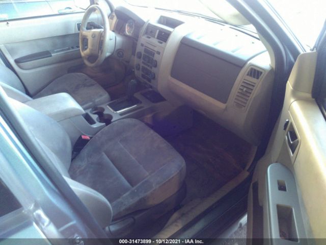 Photo 4 VIN: 1FMCU0DG0AKC52468 - FORD ESCAPE 