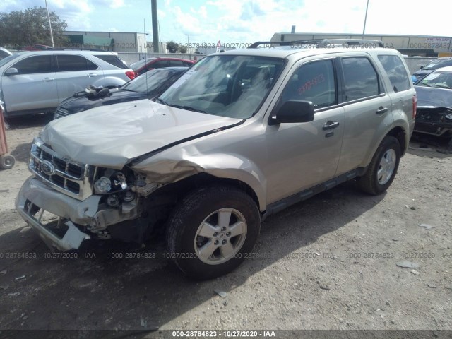 Photo 1 VIN: 1FMCU0DG0BKA72635 - FORD ESCAPE 