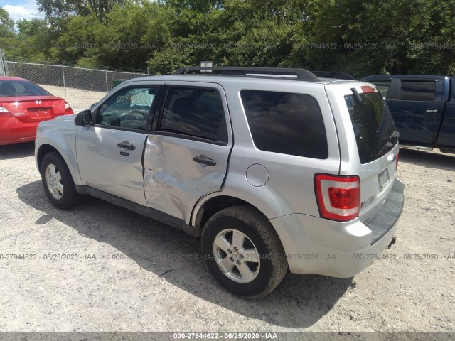 Photo 2 VIN: 1FMCU0DG0BKC50415 - FORD ESCAPE 