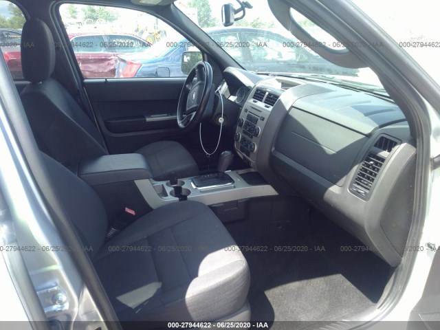 Photo 4 VIN: 1FMCU0DG0BKC50415 - FORD ESCAPE 