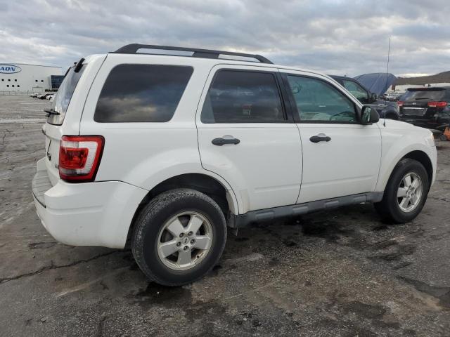 Photo 2 VIN: 1FMCU0DG0CKC27704 - FORD ESCAPE XLT 