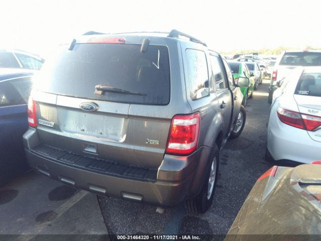 Photo 3 VIN: 1FMCU0DG1AKA10157 - FORD ESCAPE 