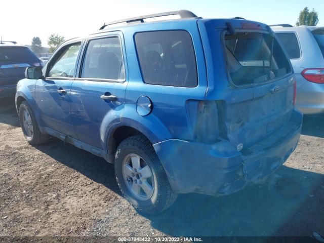 Photo 2 VIN: 1FMCU0DG1AKA93704 - FORD ESCAPE 