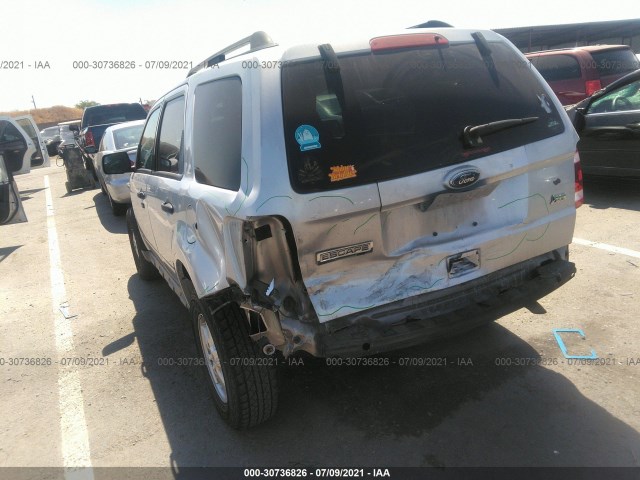 Photo 2 VIN: 1FMCU0DG1AKD02178 - FORD ESCAPE 