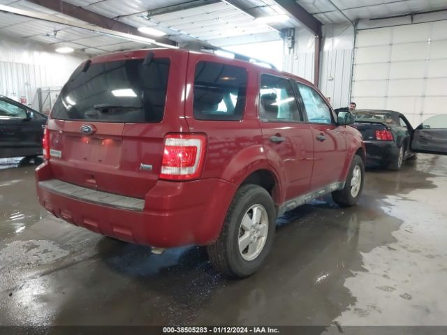 Photo 3 VIN: 1FMCU0DG1BKB24080 - FORD ESCAPE 