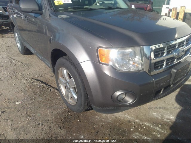 Photo 5 VIN: 1FMCU0DG1BKB82657 - FORD ESCAPE 