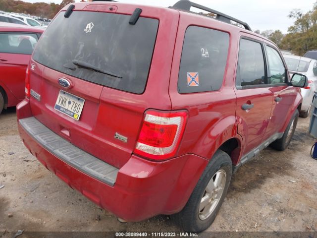 Photo 3 VIN: 1FMCU0DG1BKB88698 - FORD ESCAPE 