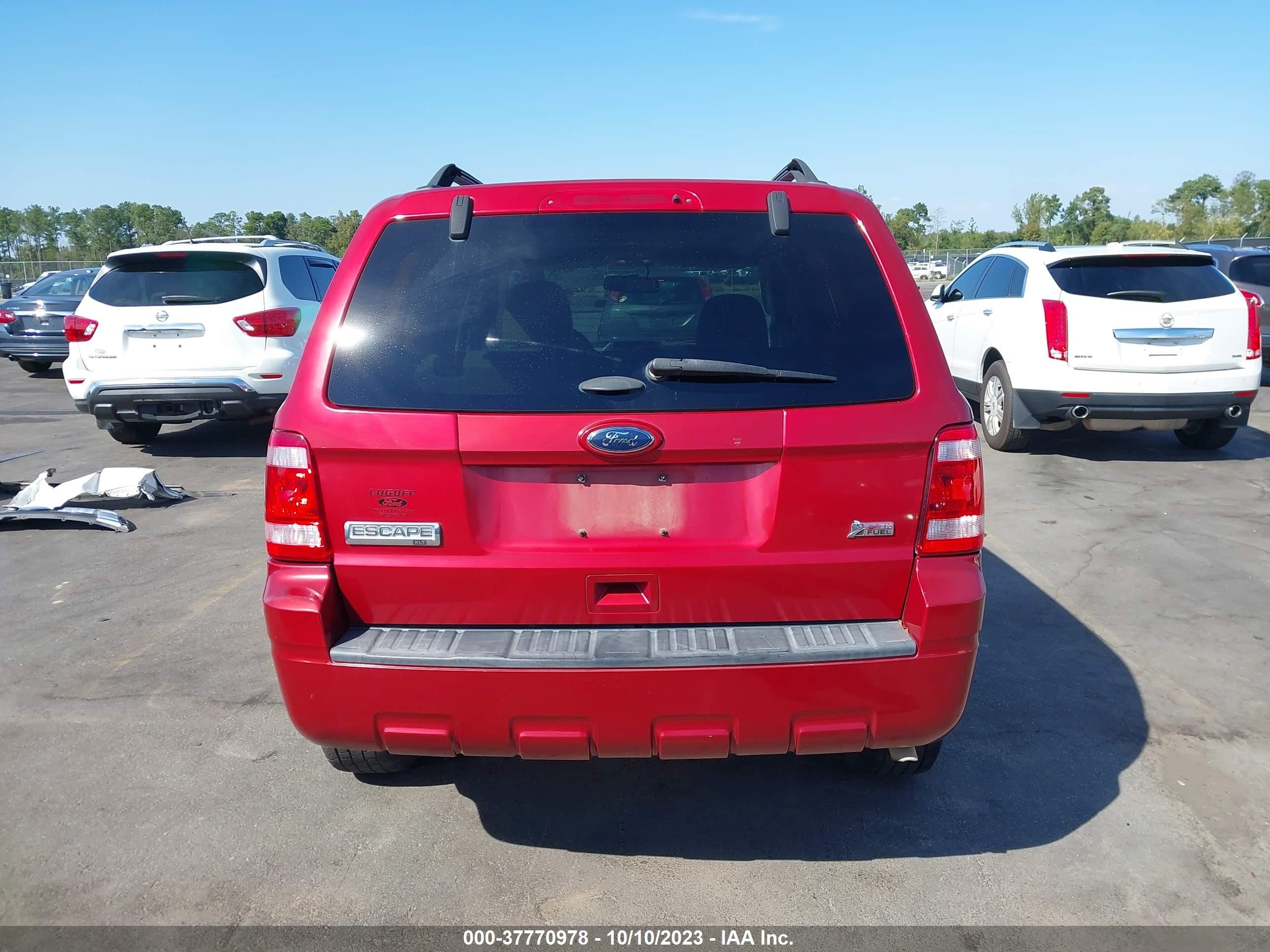 Photo 15 VIN: 1FMCU0DG1CKA41492 - FORD ESCAPE 