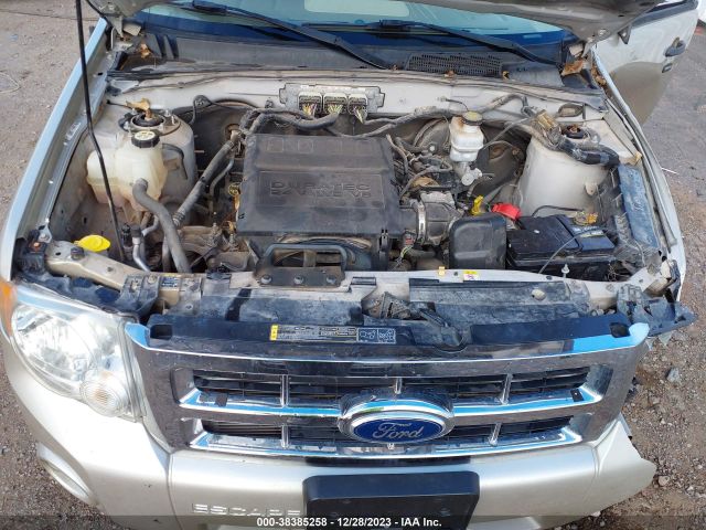 Photo 9 VIN: 1FMCU0DG1CKA75335 - FORD ESCAPE 