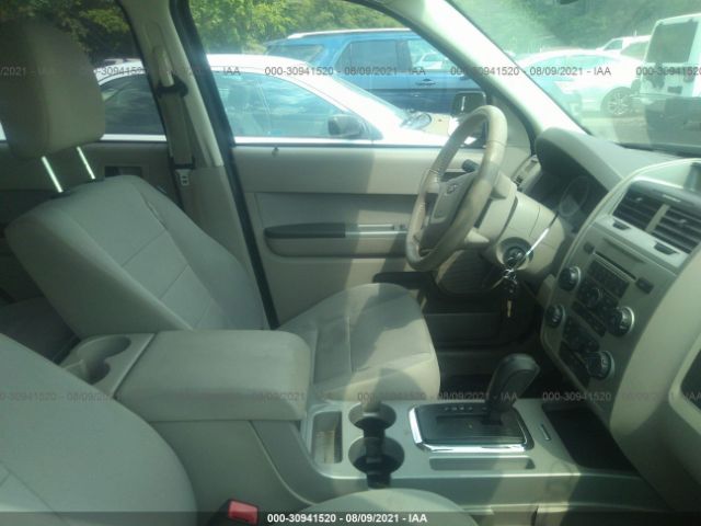 Photo 4 VIN: 1FMCU0DG1CKA99456 - FORD ESCAPE 