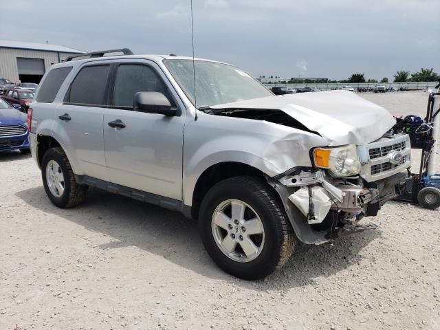 Photo 3 VIN: 1FMCU0DG2AKA30272 - FORD ESCAPE XLT 