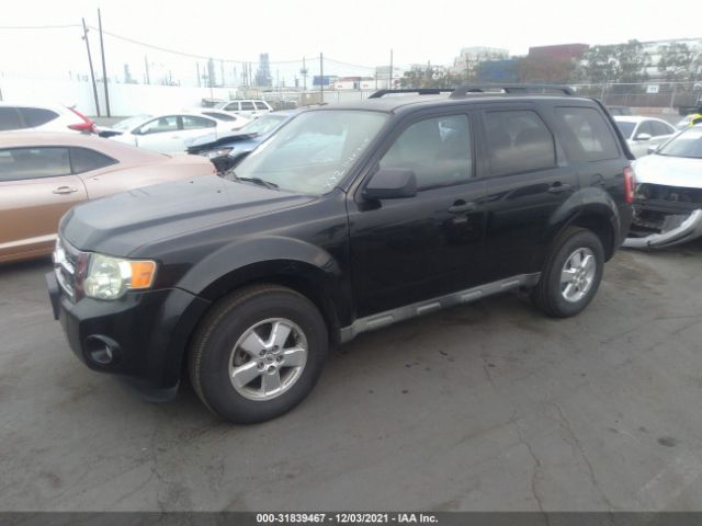 Photo 1 VIN: 1FMCU0DG2AKC14238 - FORD ESCAPE 