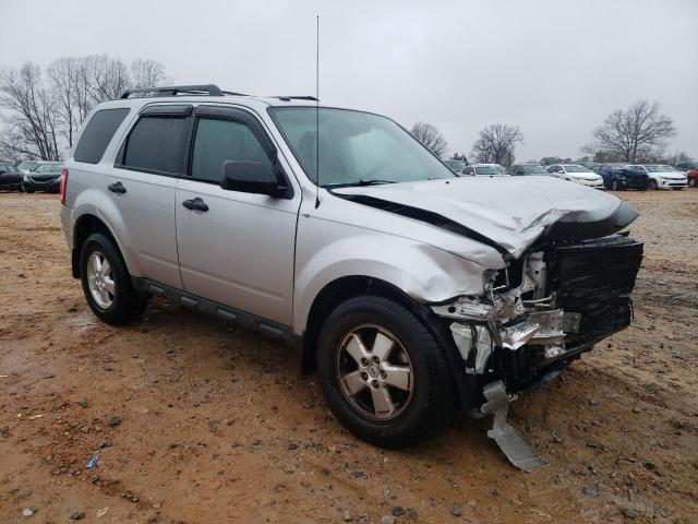 Photo 3 VIN: 1FMCU0DG2AKC45523 - FORD ESCAPE 